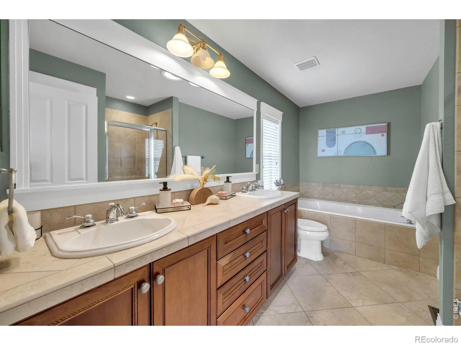 696 Homestead Street Lafayette CO 80026 MLS #RECIR1056222 04102026215413 1600 27