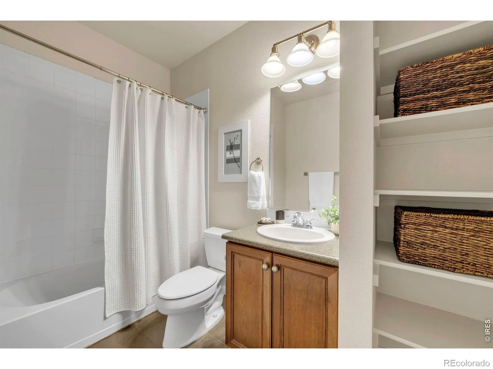 696 Homestead Street Lafayette CO 80026 MLS #RECIR1056222 04102026215413 1600 38