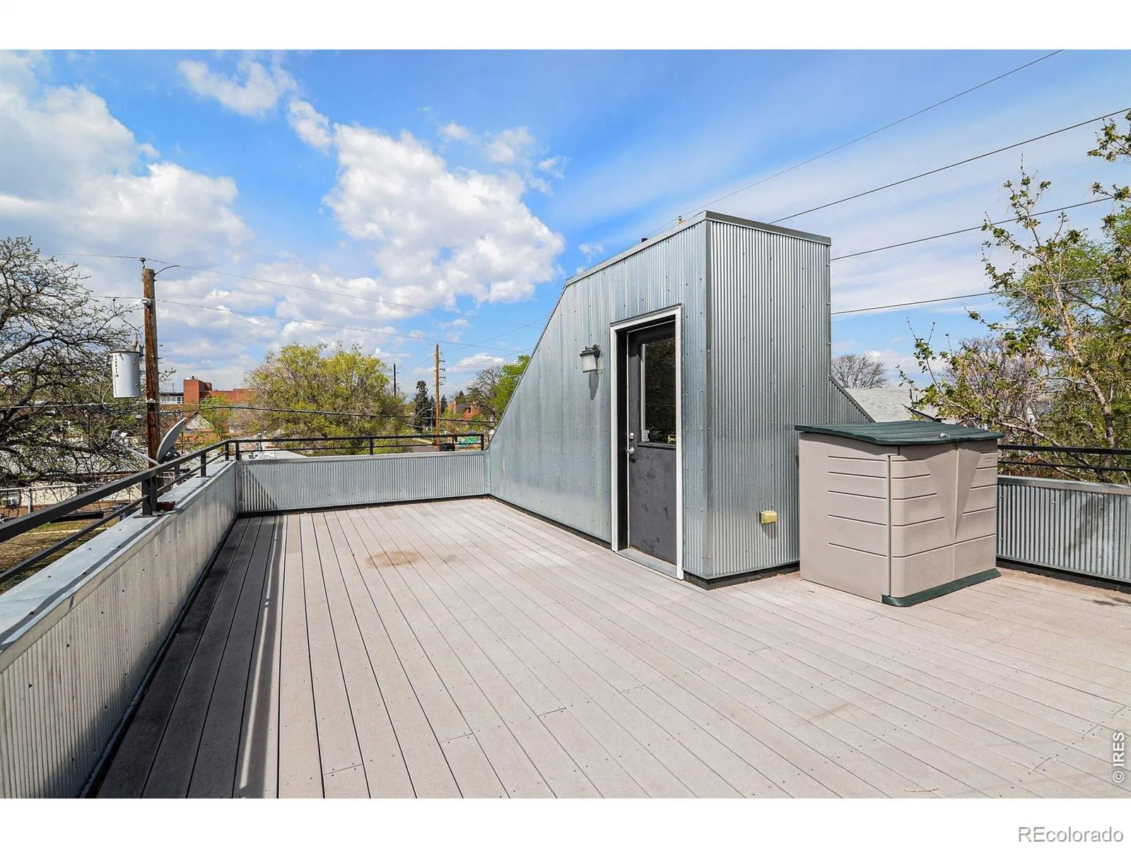 04112026010853 1600 20