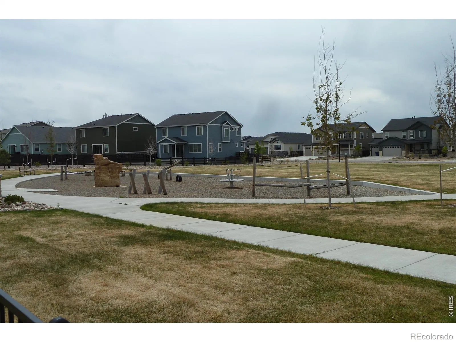 44 N Trussville Street Aurora CO 80018 | MLS #RECIR1056299 04302026212155 1600 32