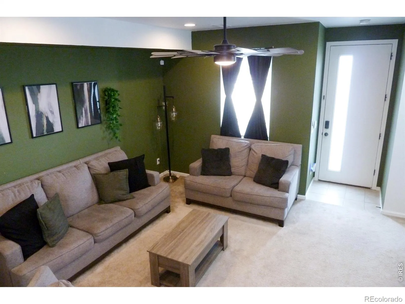 44 N Trussville Street Aurora CO 80018 | MLS #RECIR1056299 04302026212155 1600 4