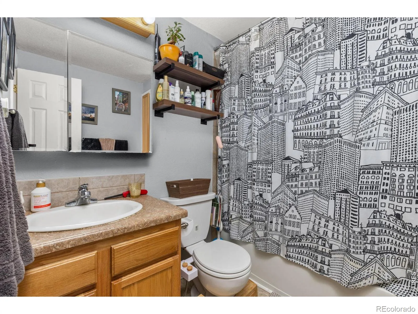 04152026032113 1600 13