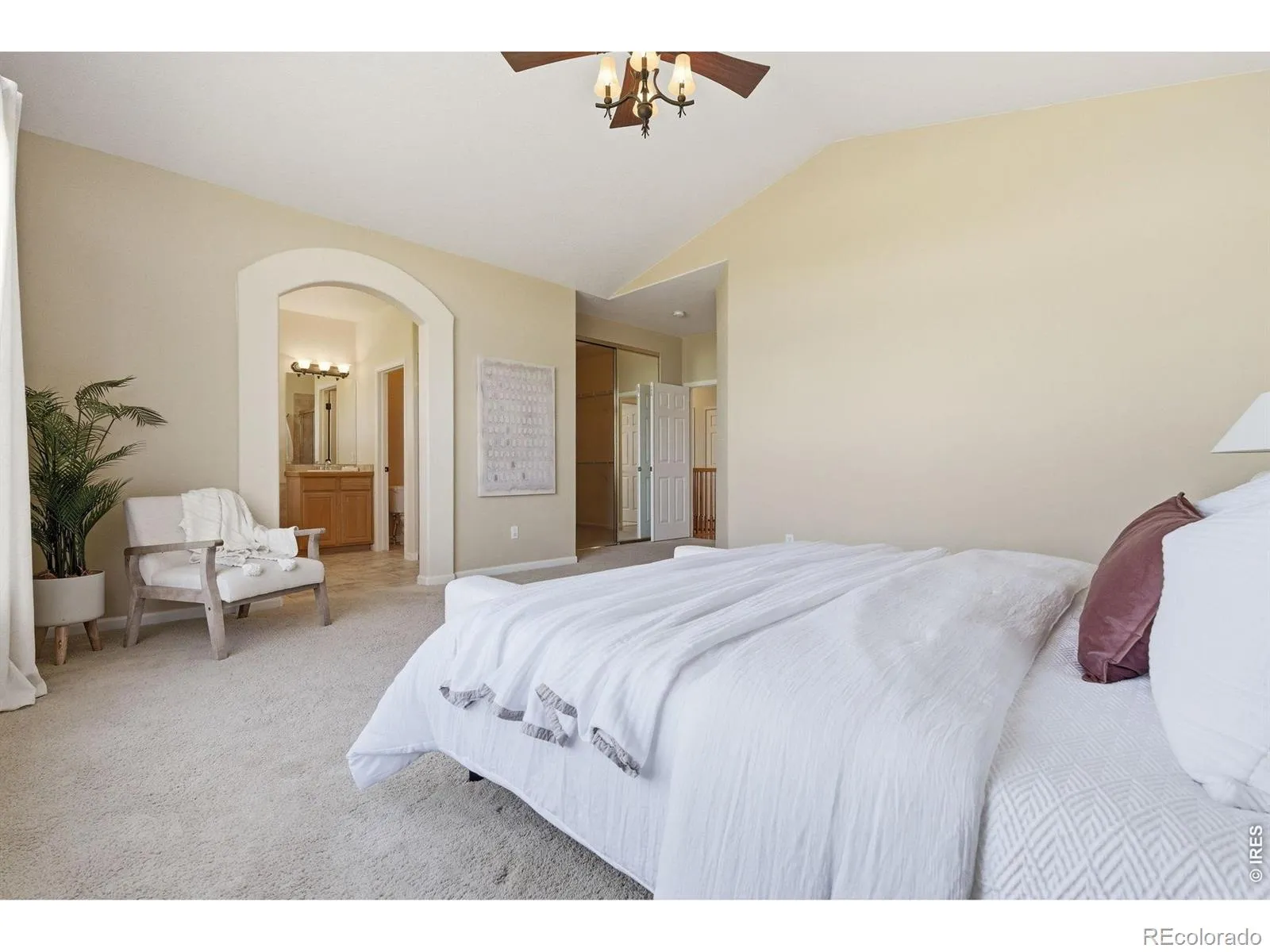 04152026041340 1600 22