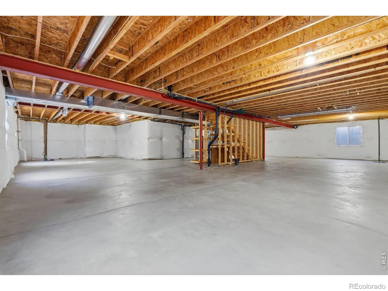 04152026041340 1600 31