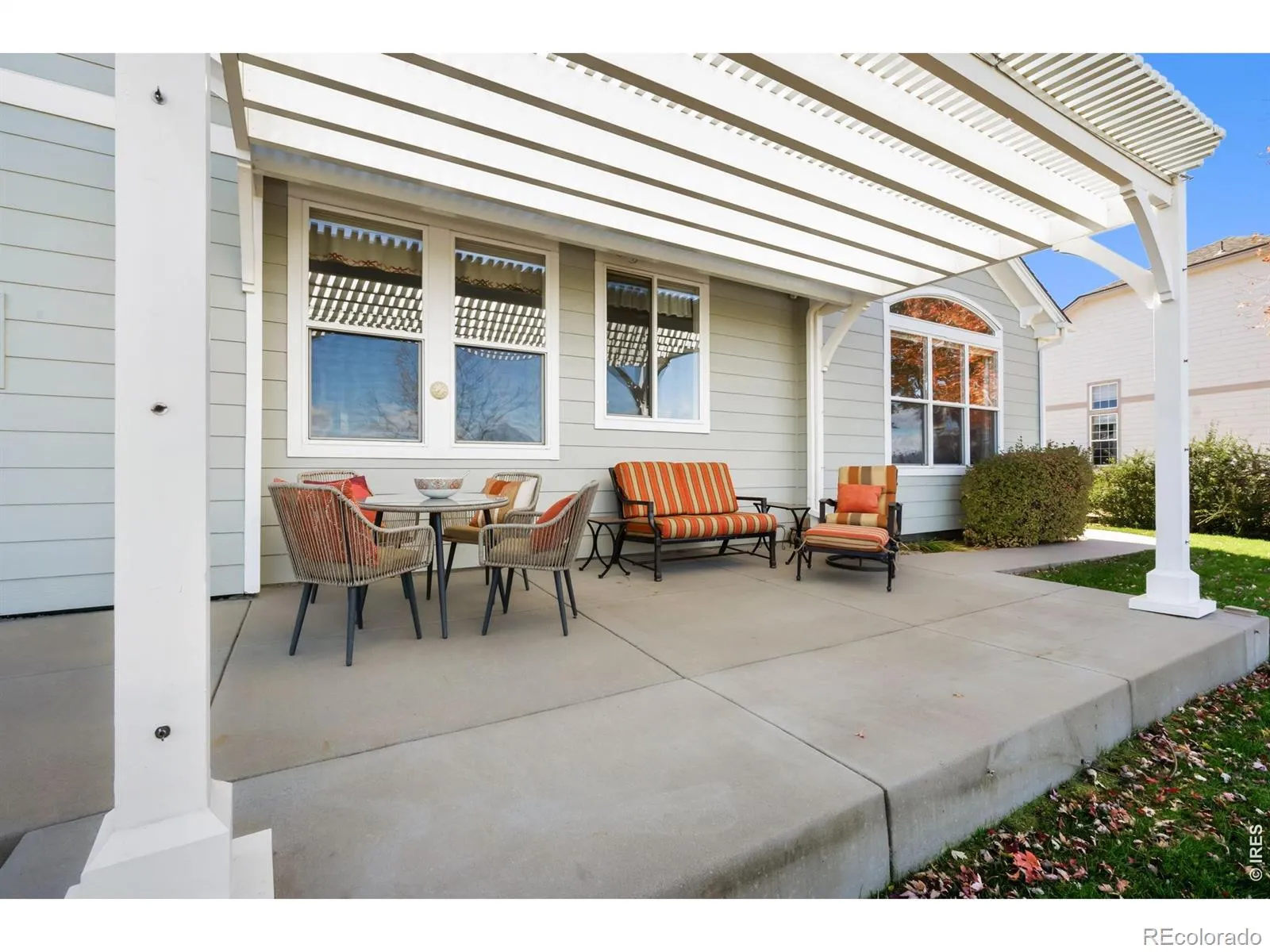 04152026041340 1600 32