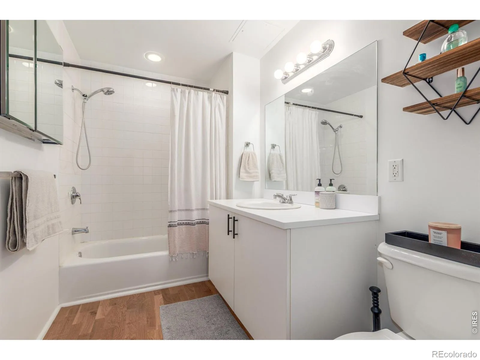 04152026150920 1600 17