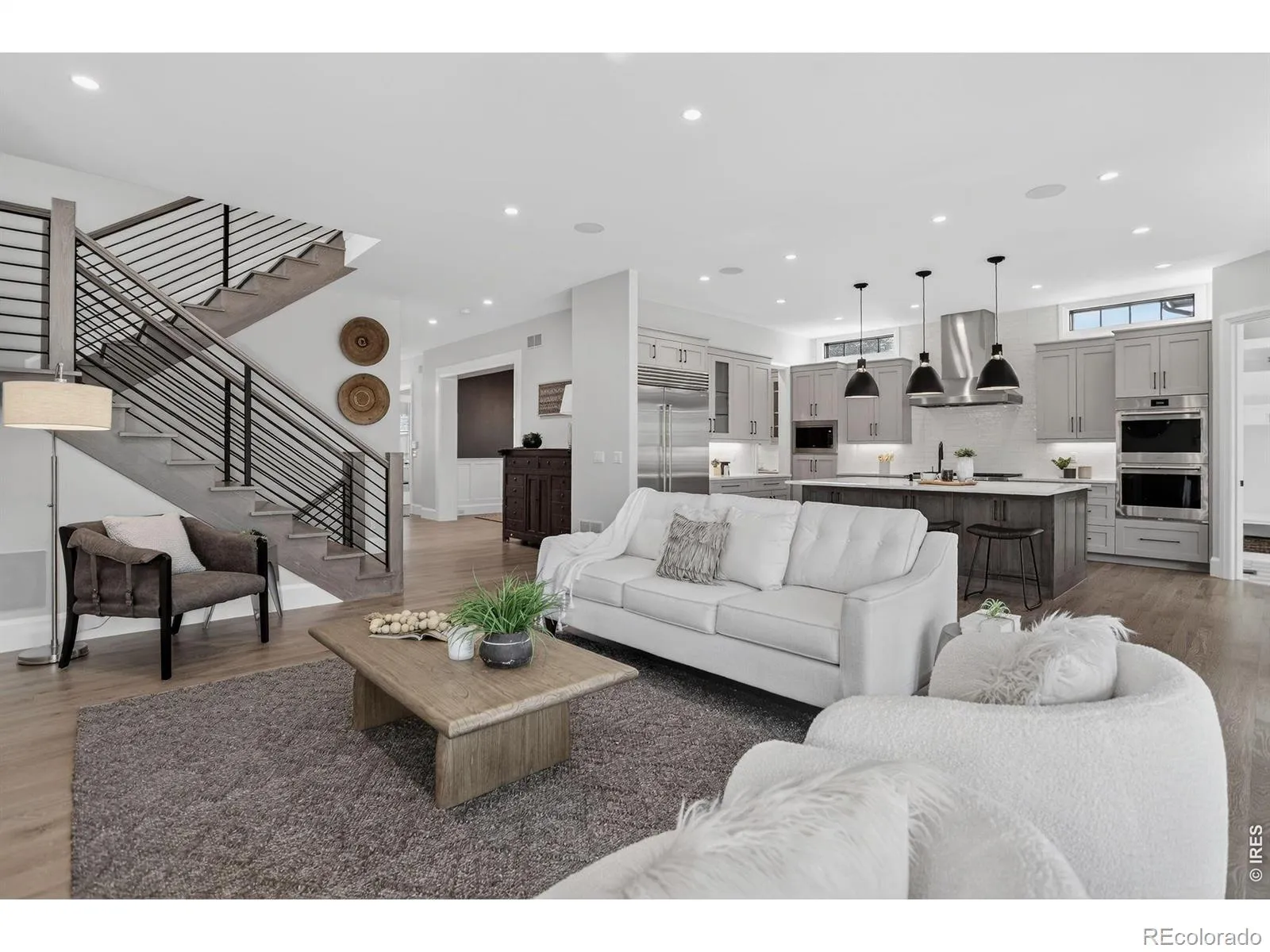 04162026192817 1600 12