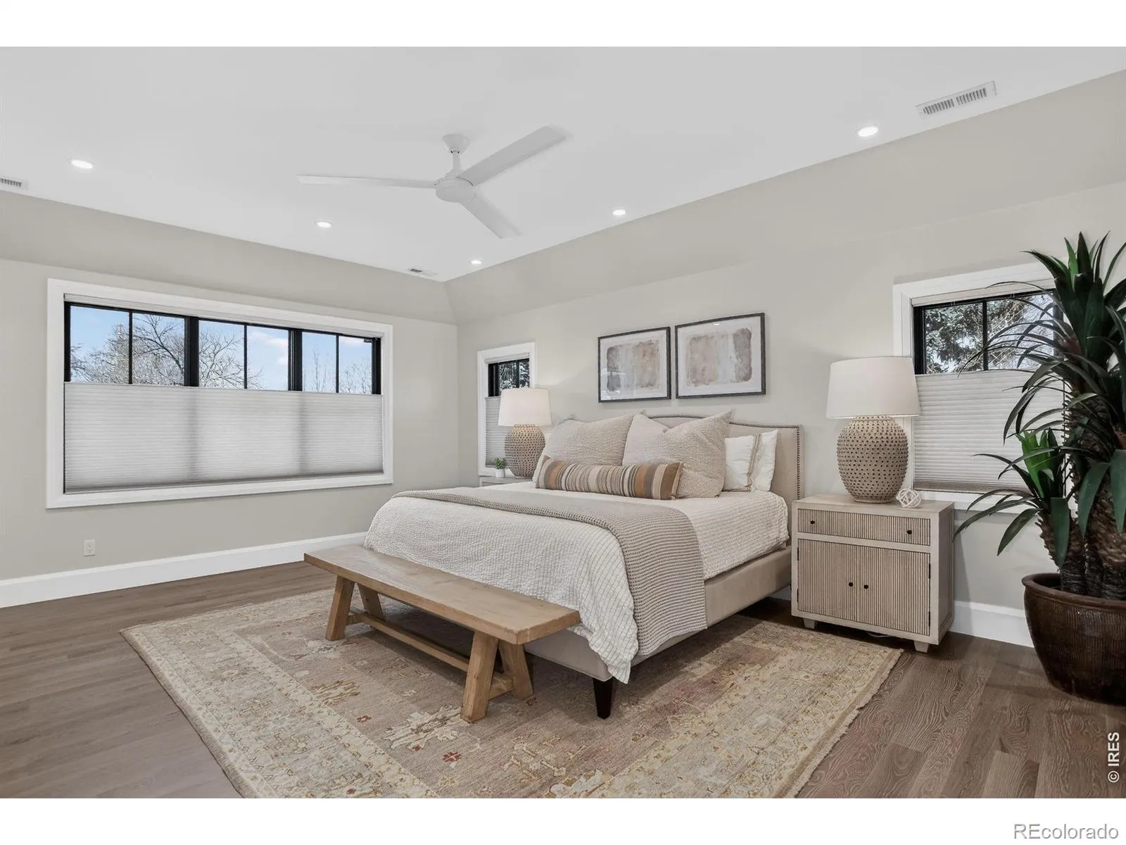 04162026192817 1600 21