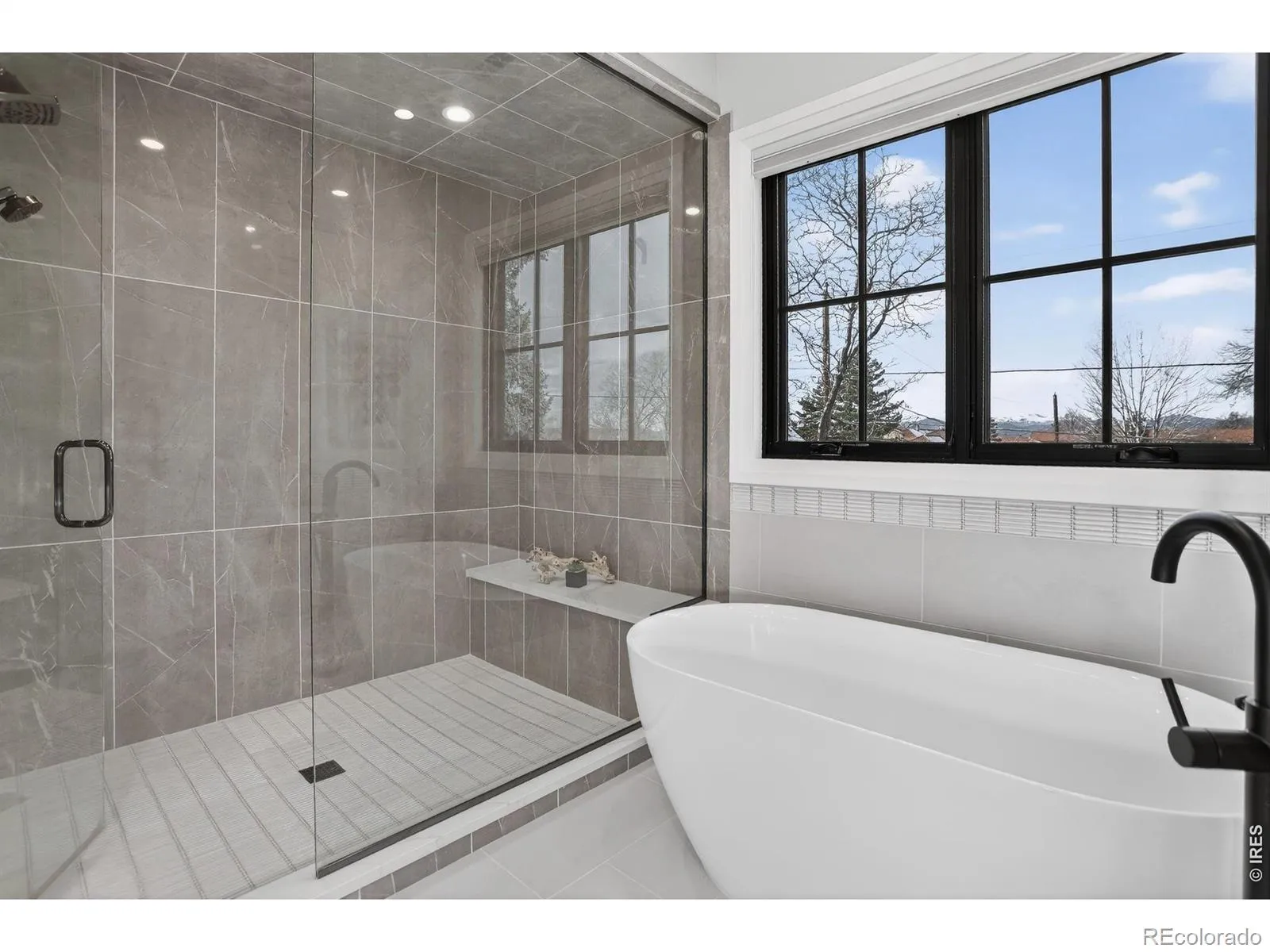 04162026192817 1600 25