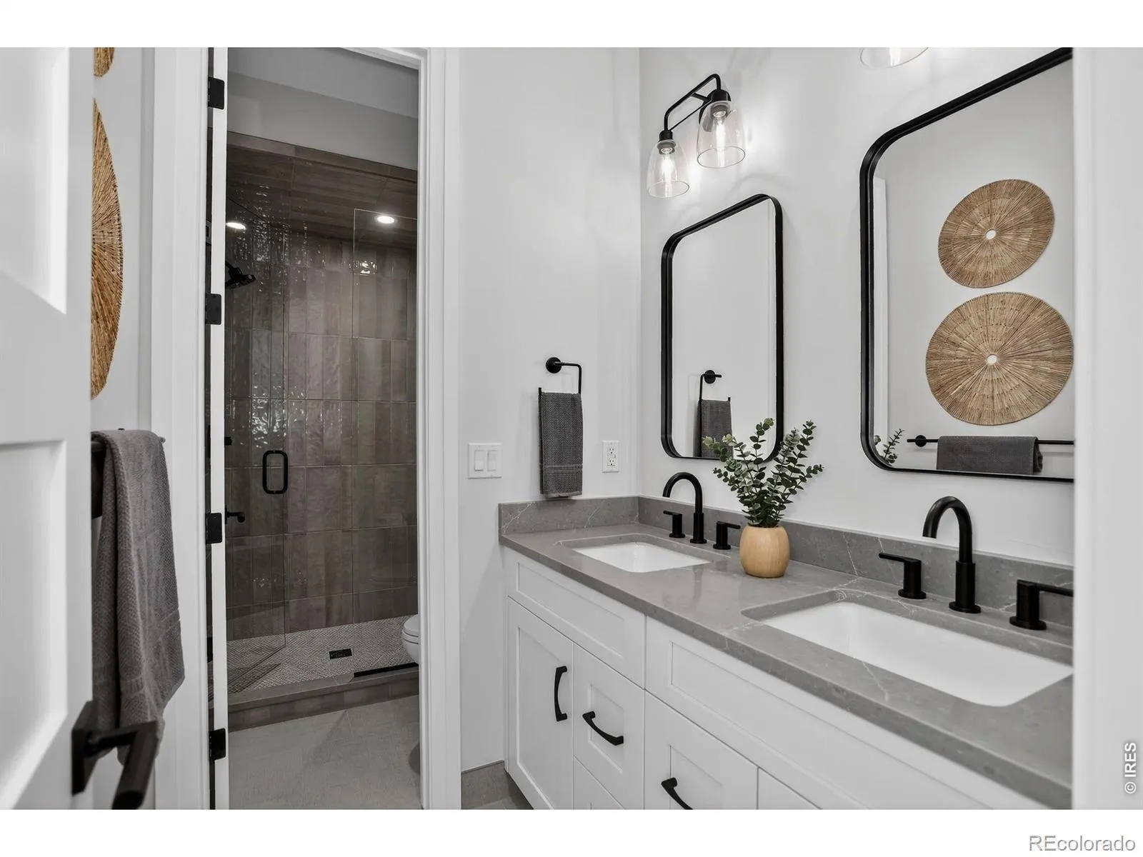 04162026192817 1600 28