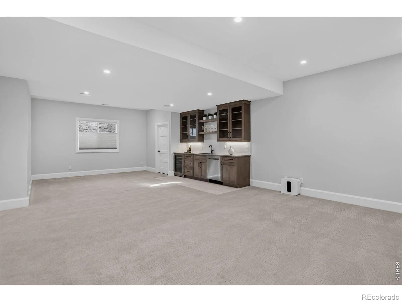 04162026192817 1600 35