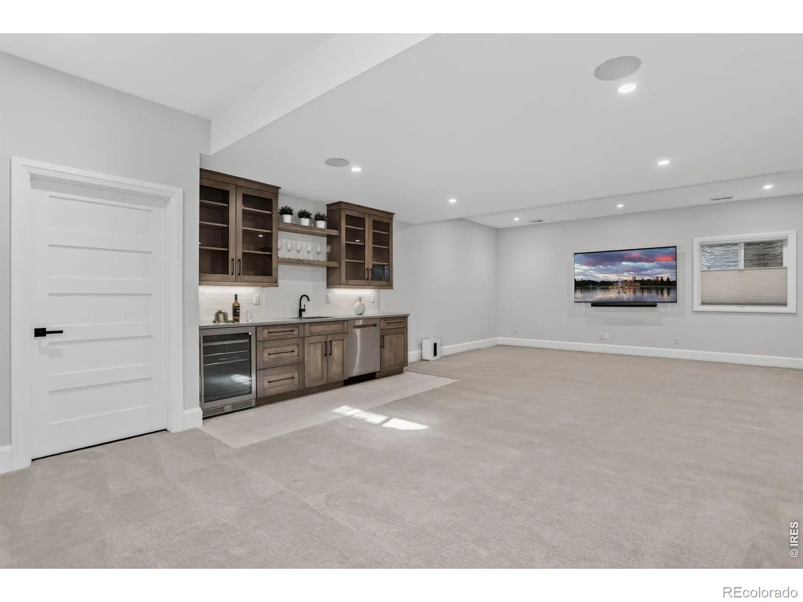 04162026192817 1600 36