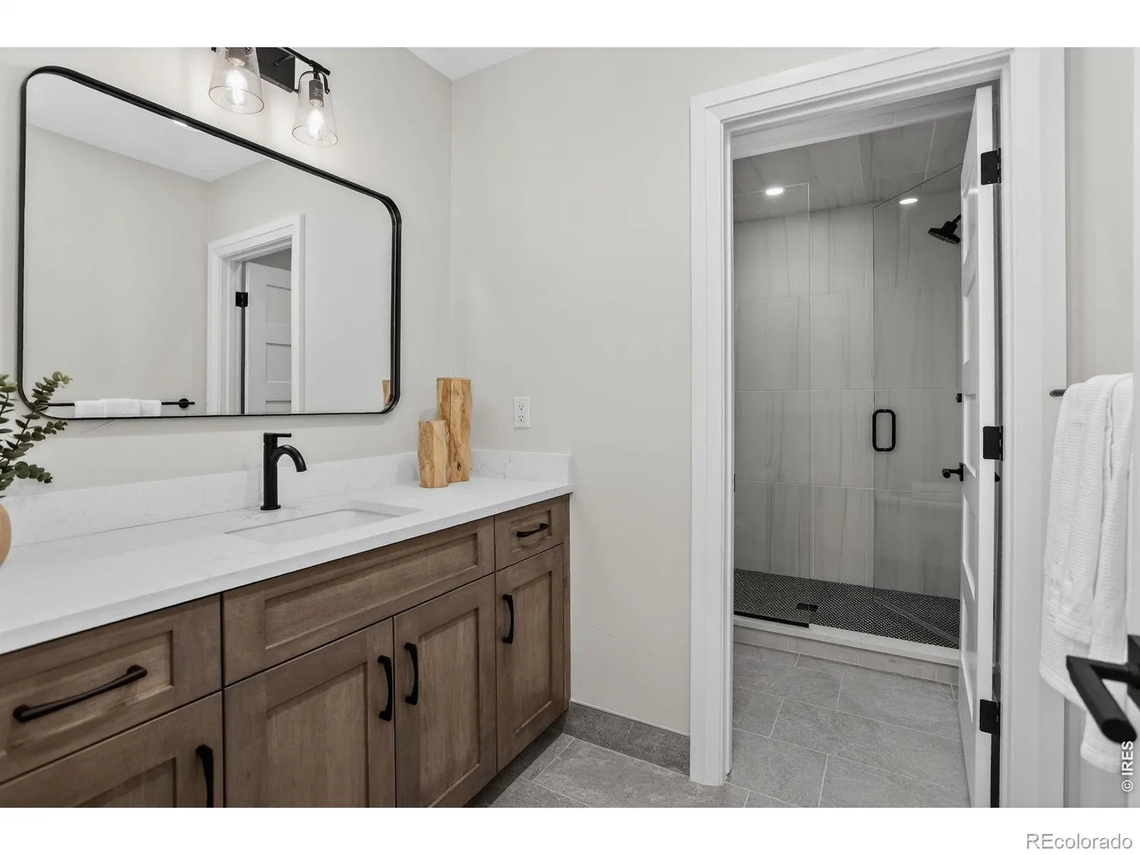 04162026192817 1600 39