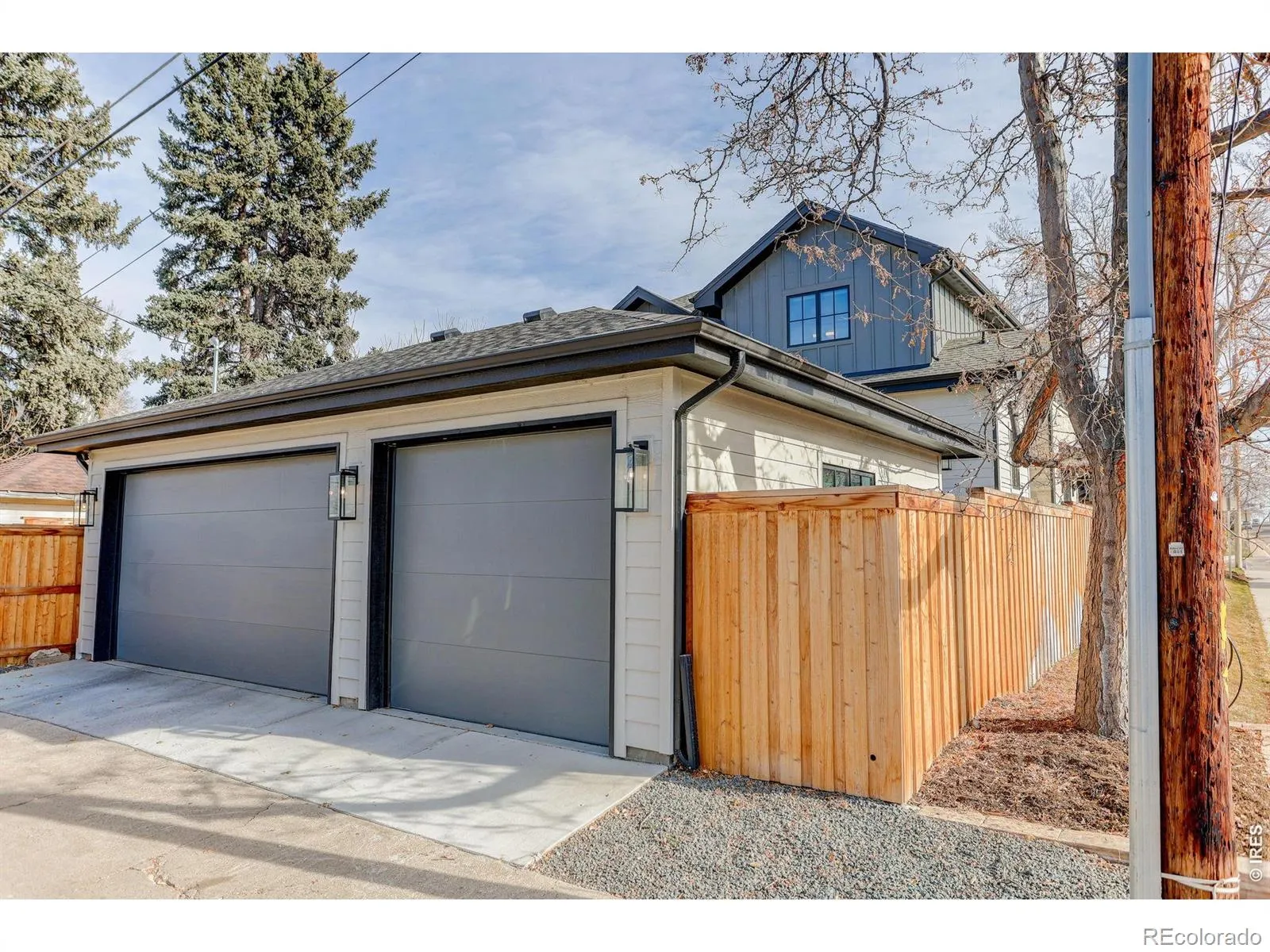 04162026192817 1600 44