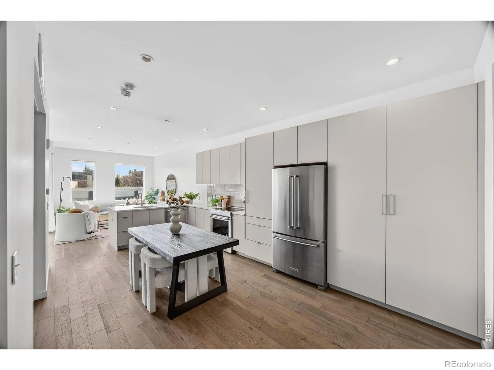 04152026215320 1600 3