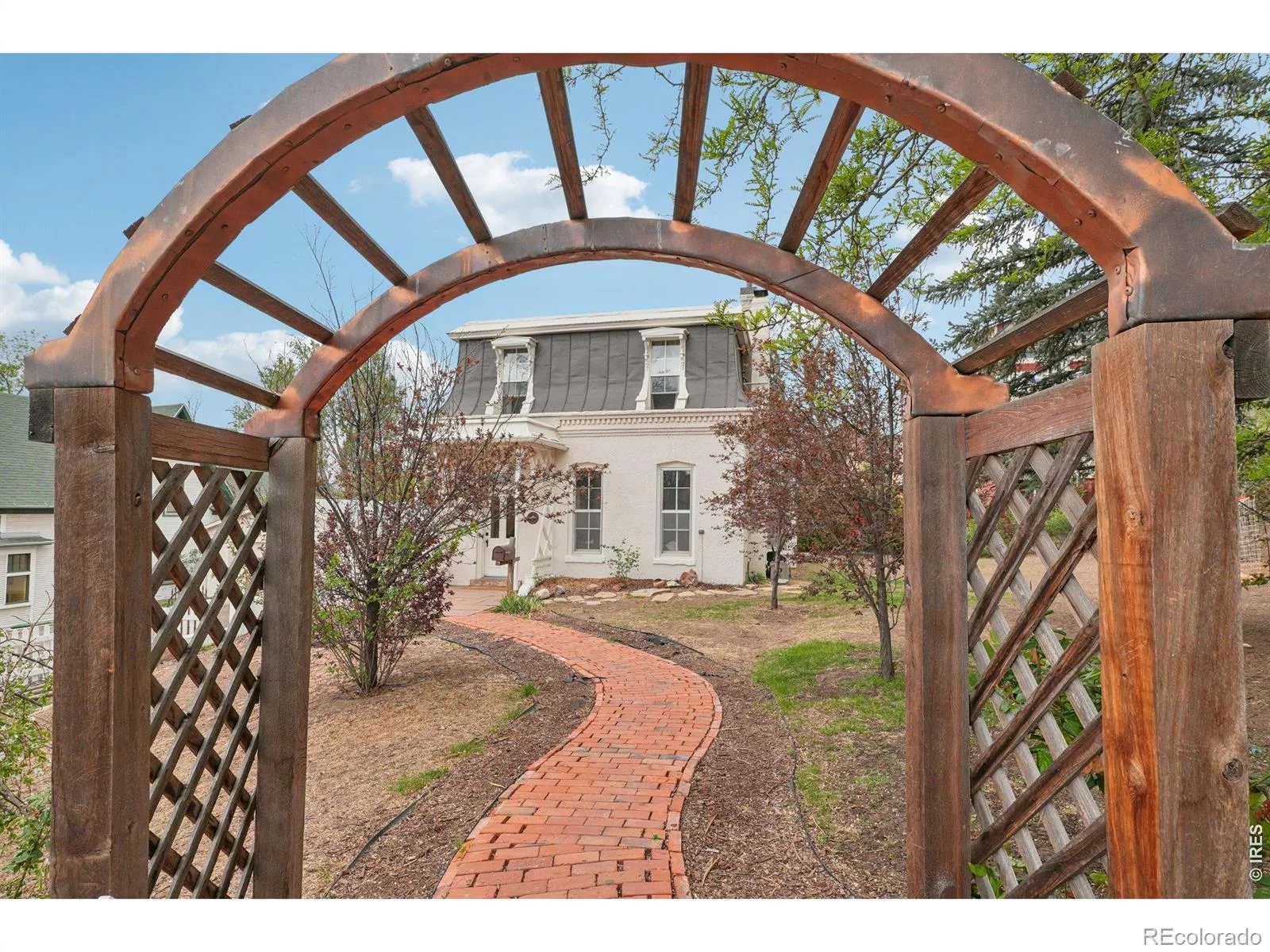 04152026215420 1600 2