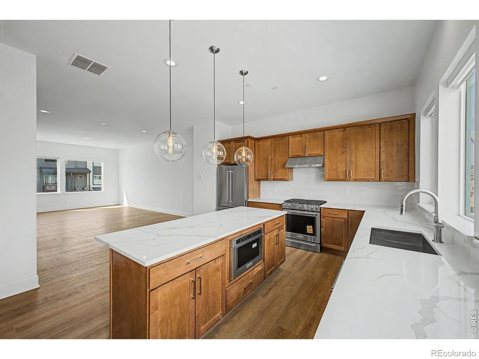 689 Saddle Drive Erie CO 80516 | MLS #RECIR1056607 04282026185357 1600 15