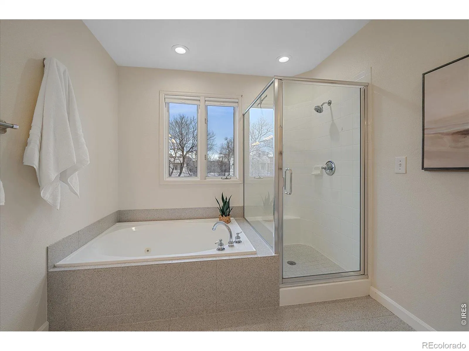 04162026050650 1600 16