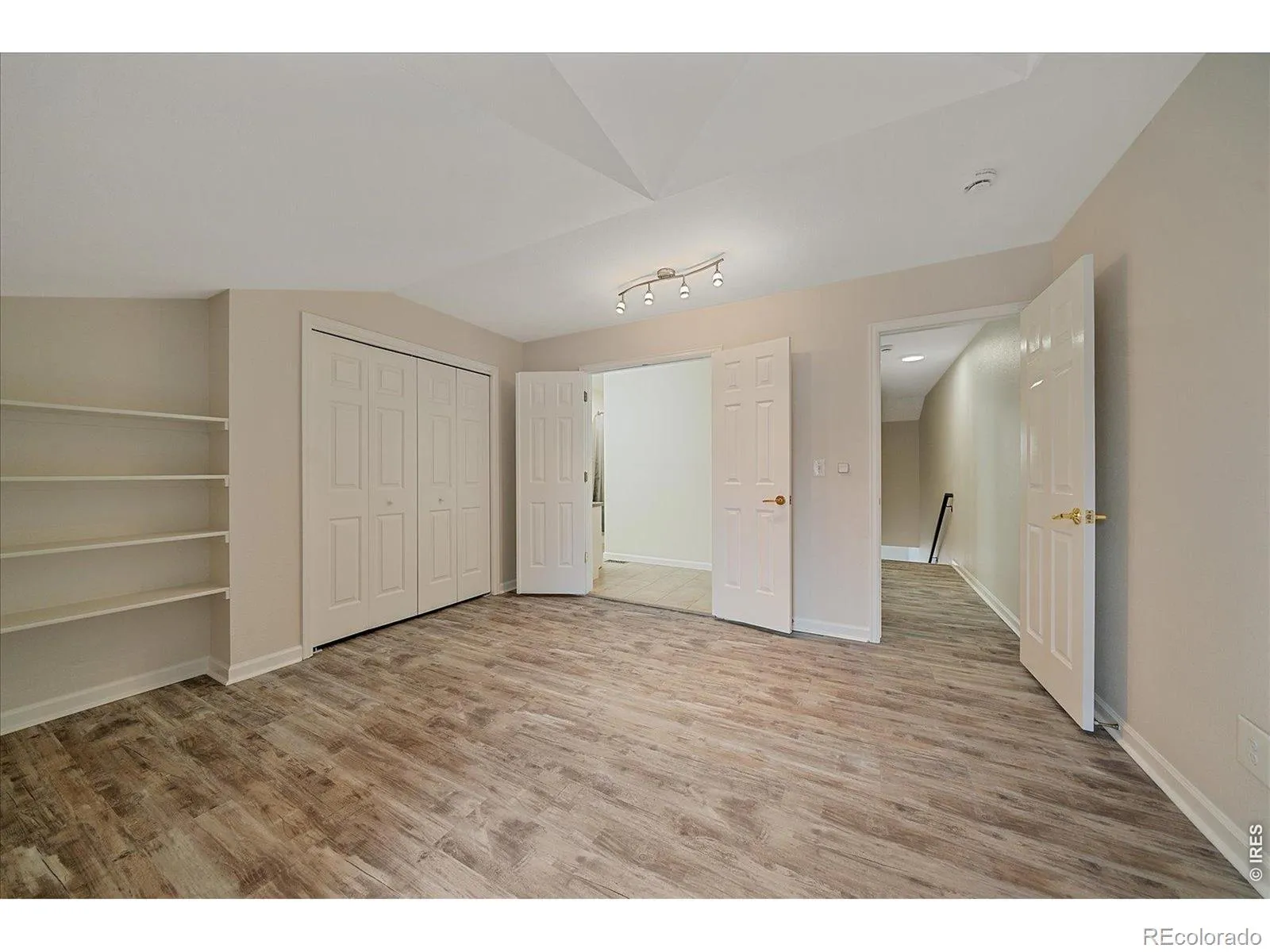 04162026050650 1600 21