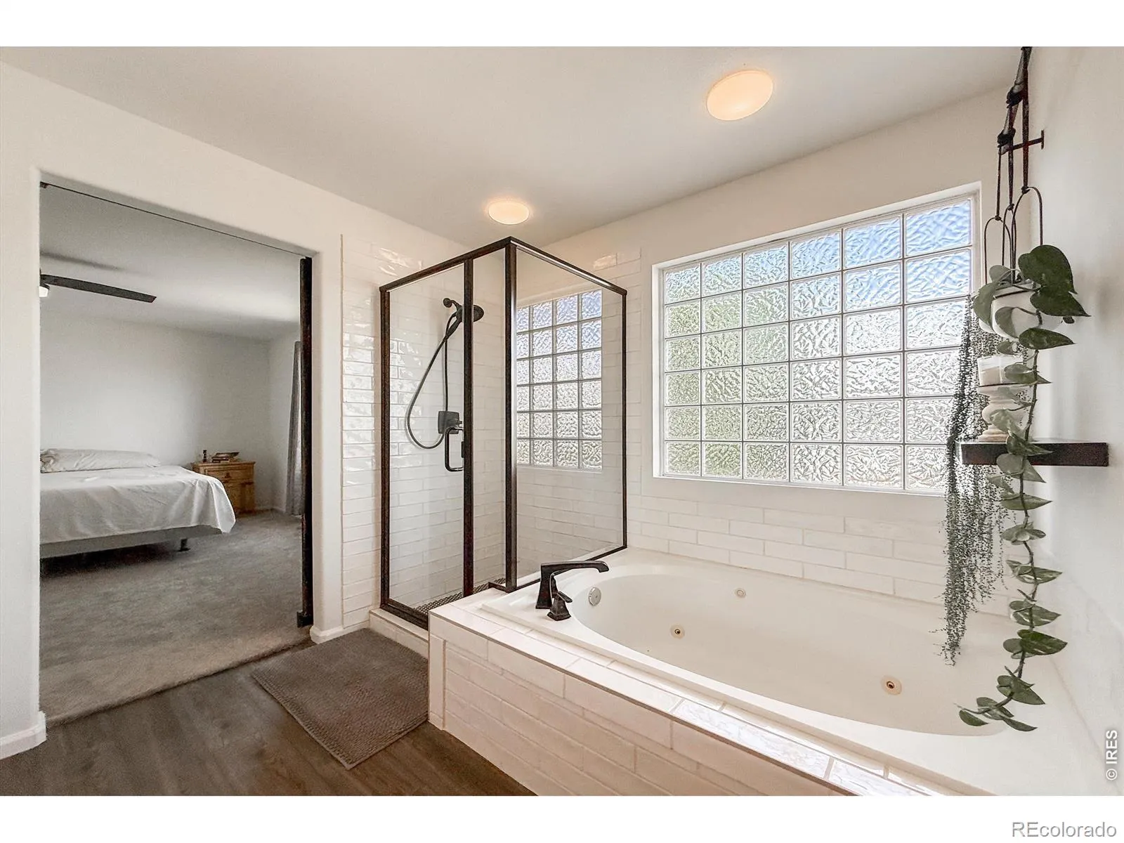 04162026144508 1600 25