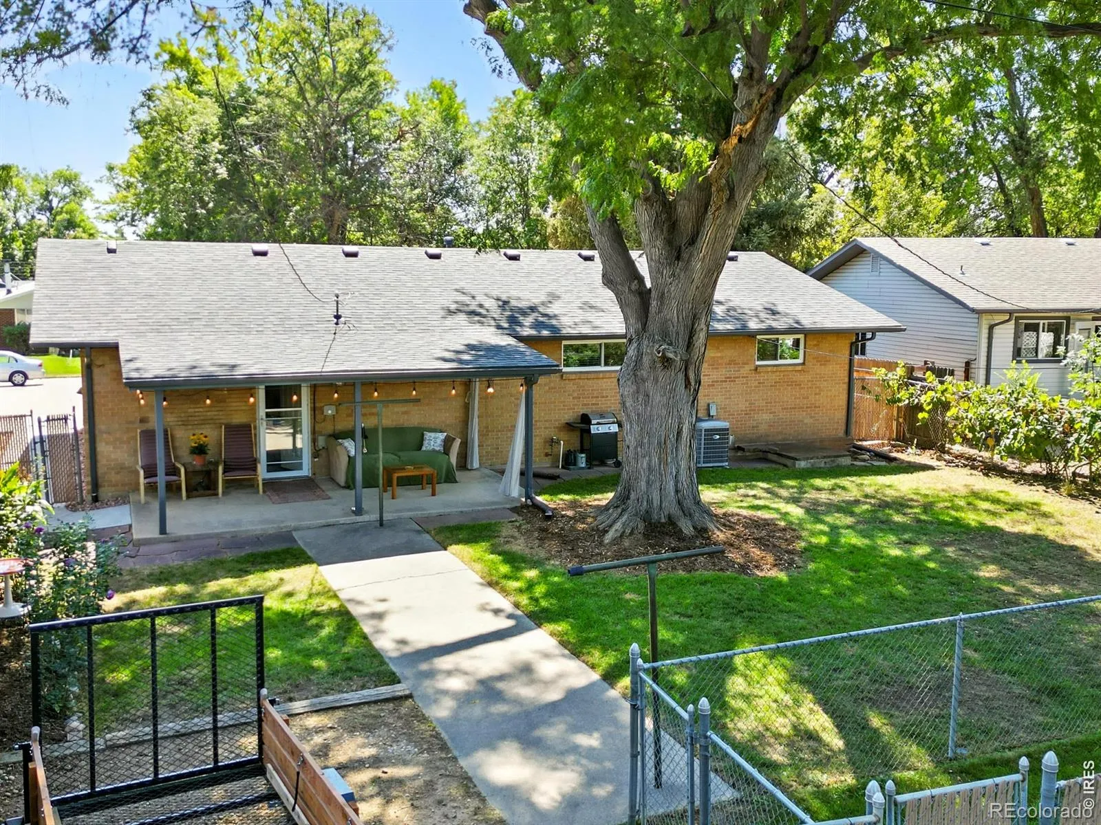 16 Merideth Lane Longmont CO 80501 MLS #RECIR1056643 04262026200609 1600 36