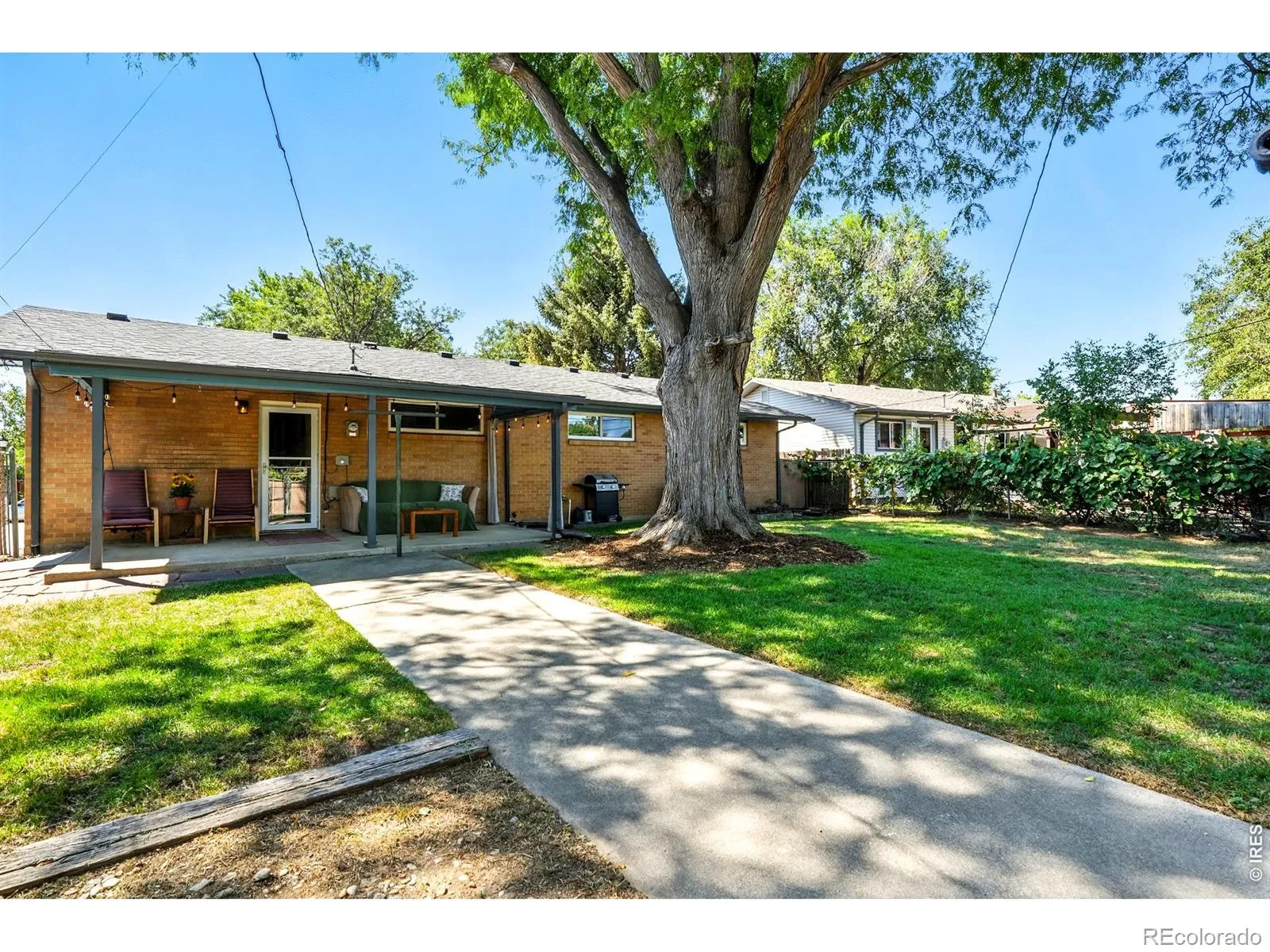16 Merideth Lane Longmont CO 80501 MLS #RECIR1056643 04262026200609 1600 5