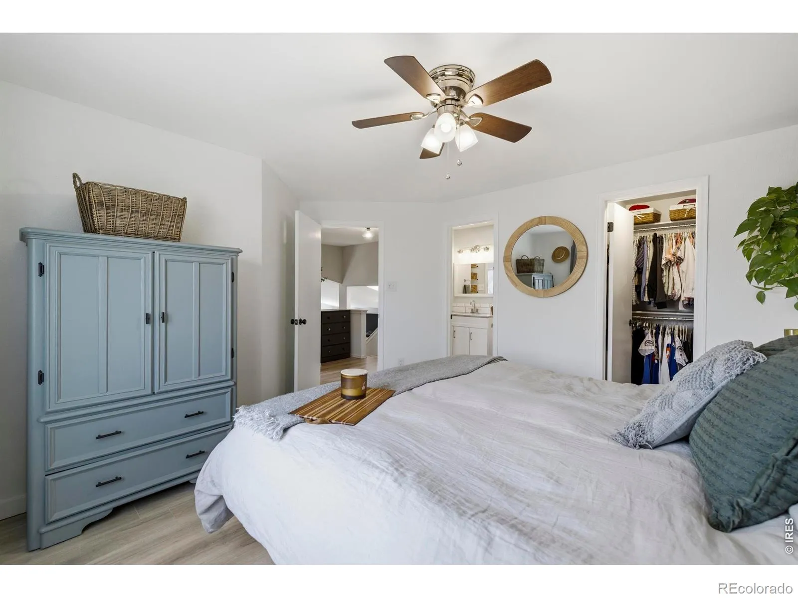 04162026163920 1600 18