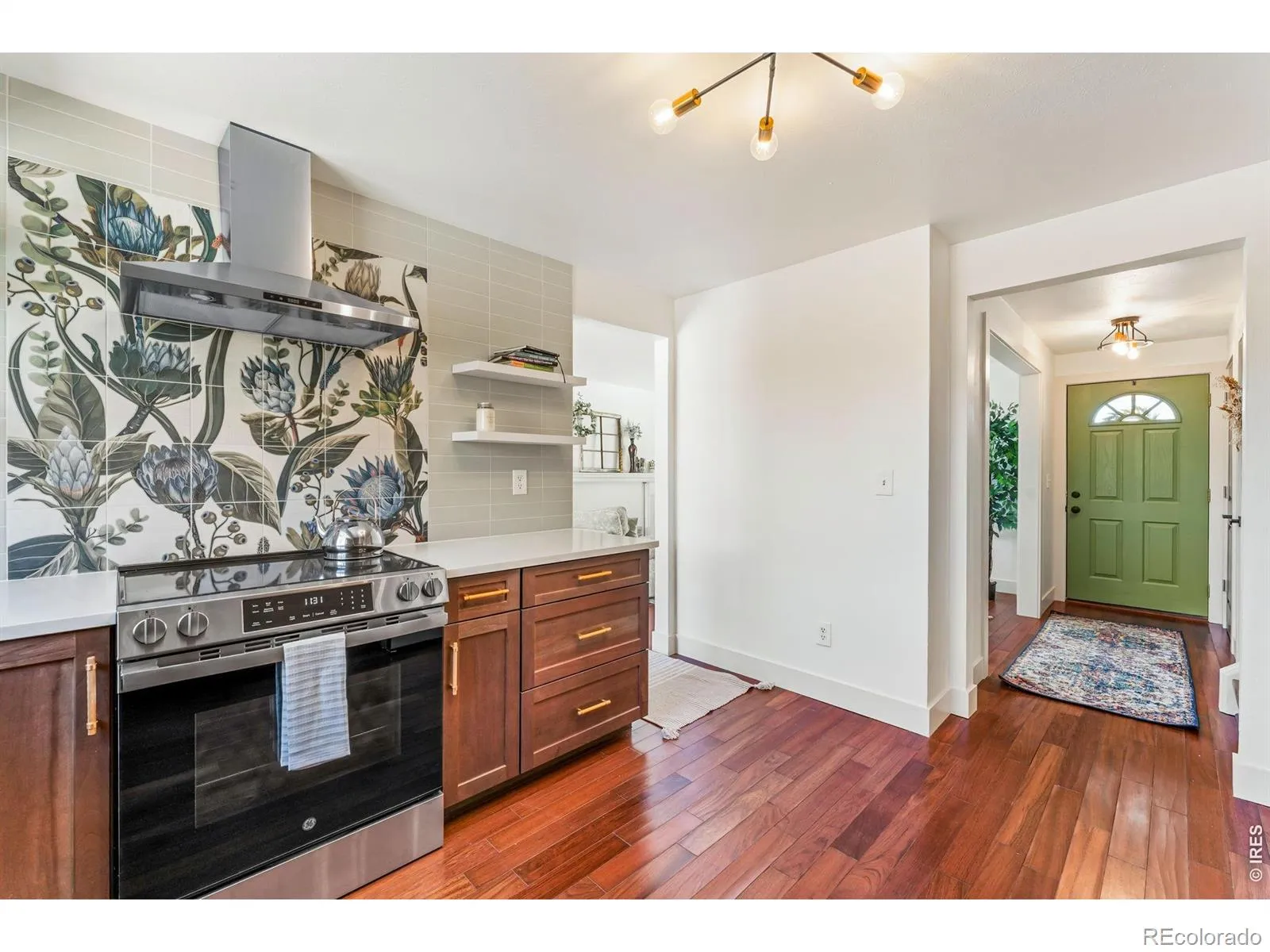 04162026192958 1600 8