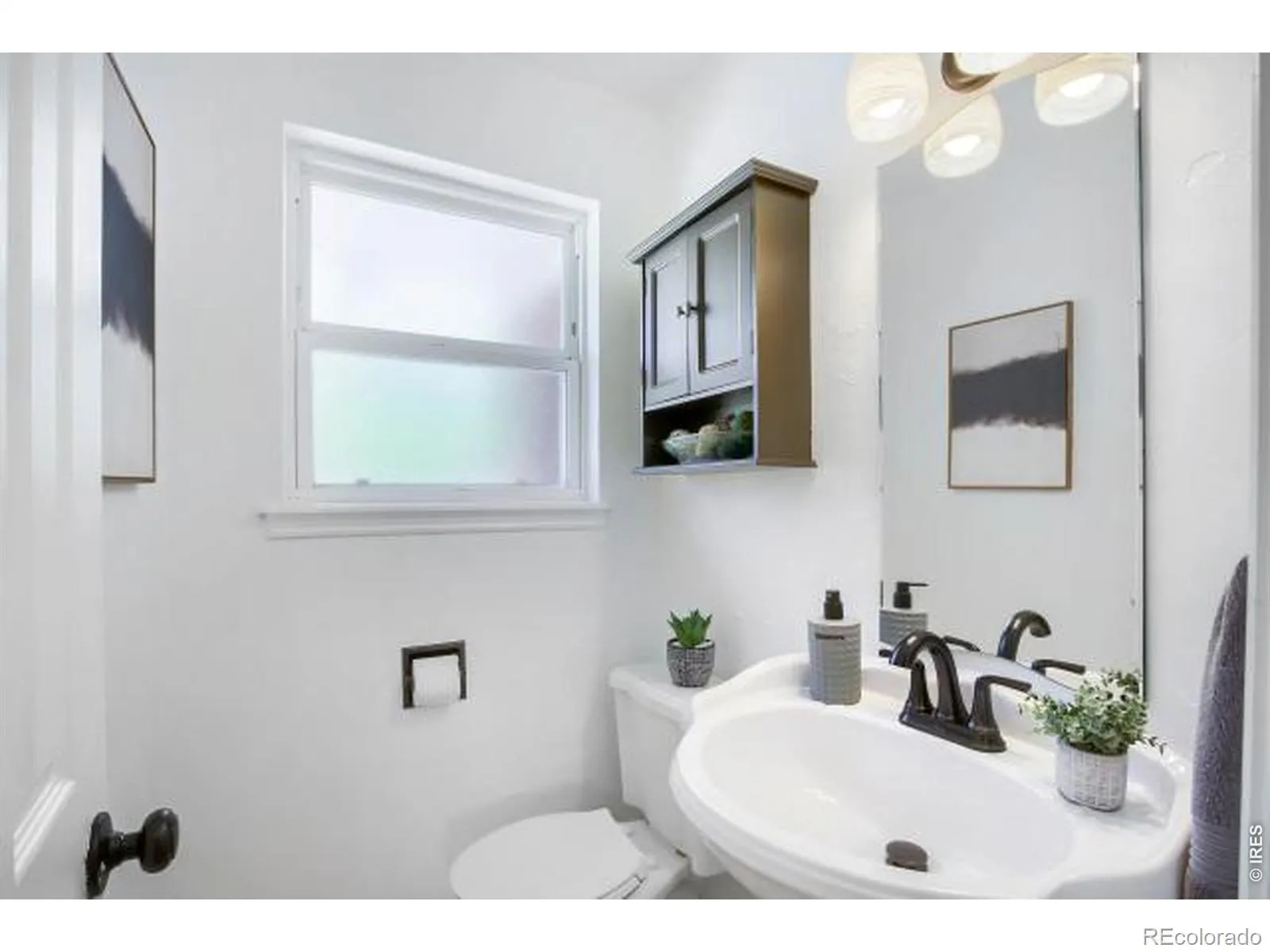 04162026200736 1600 11