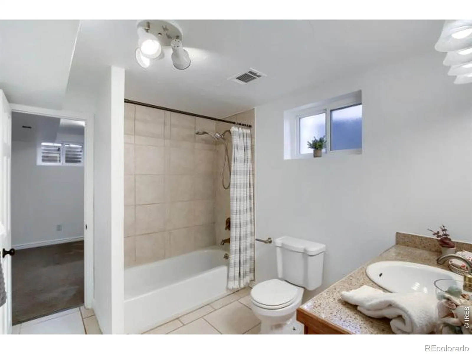 04162026200736 1600 20