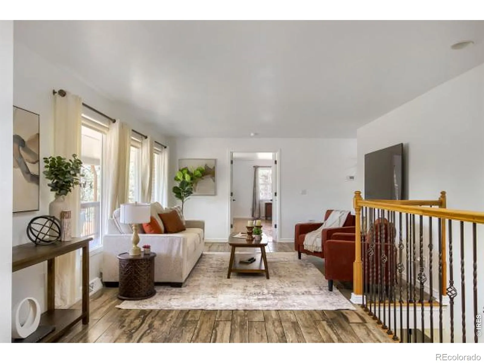 04162026200736 1600 3