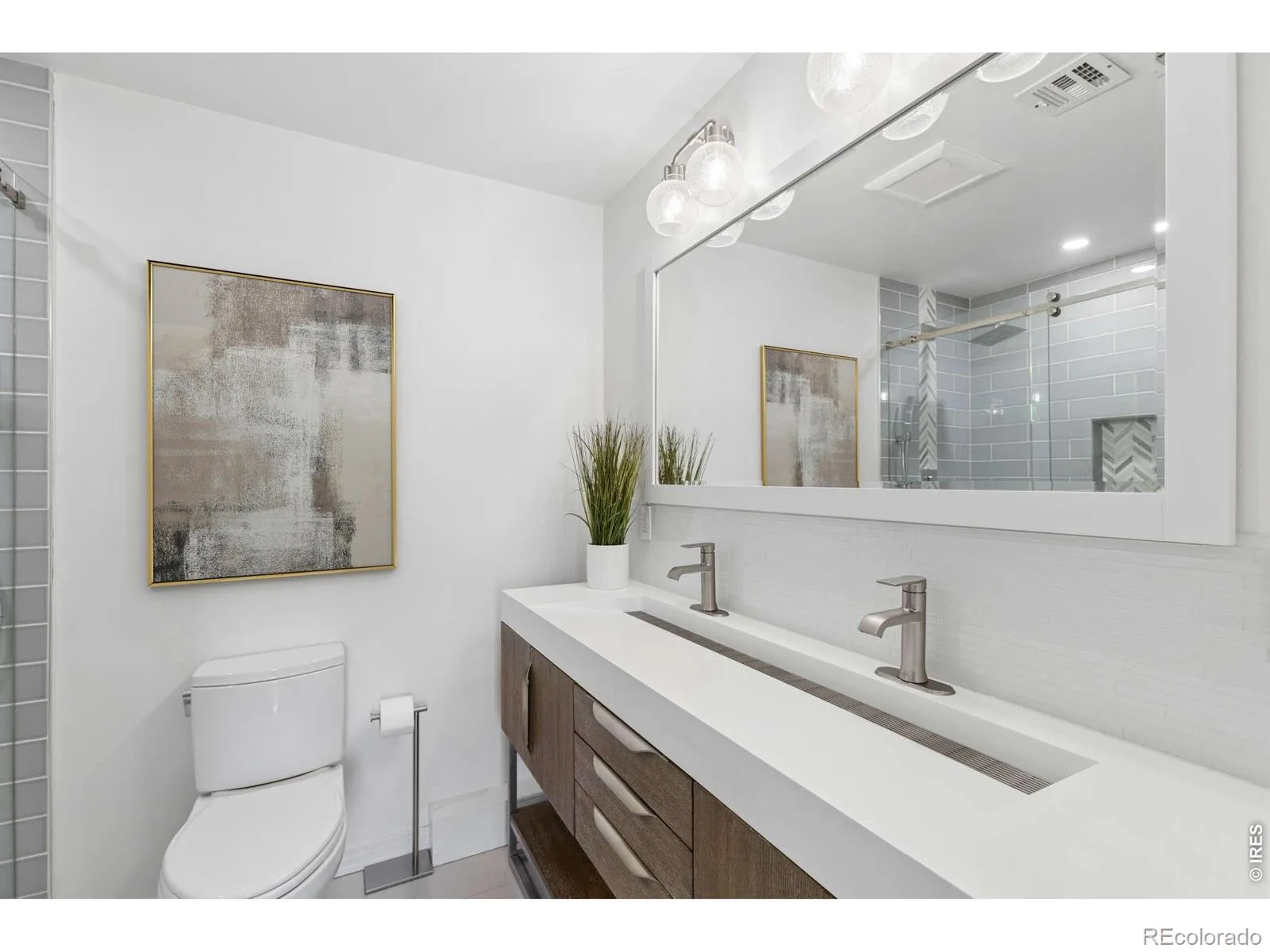 04162026224753 1600 18