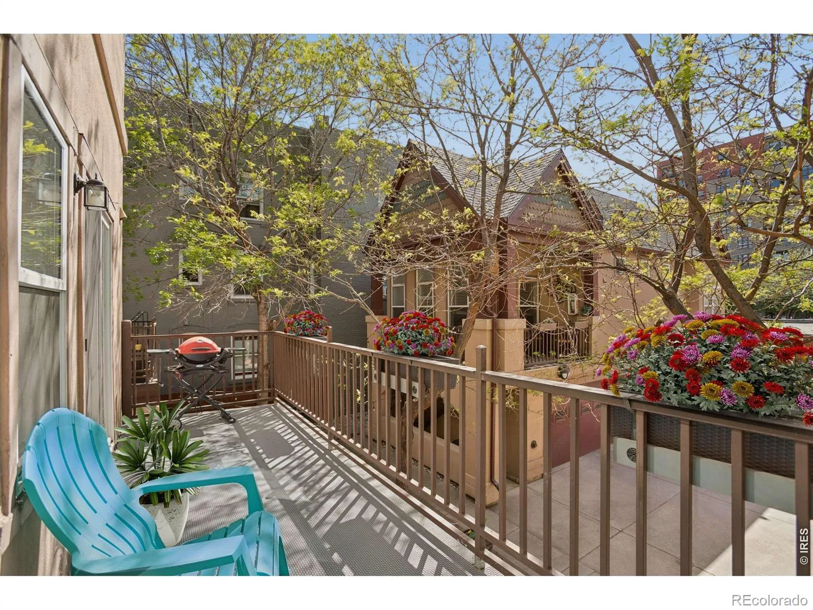 04162026224753 1600 24