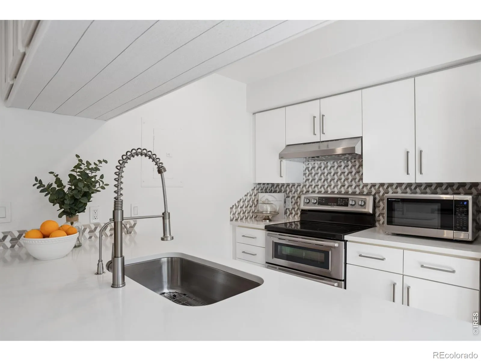 04162026224753 1600 9