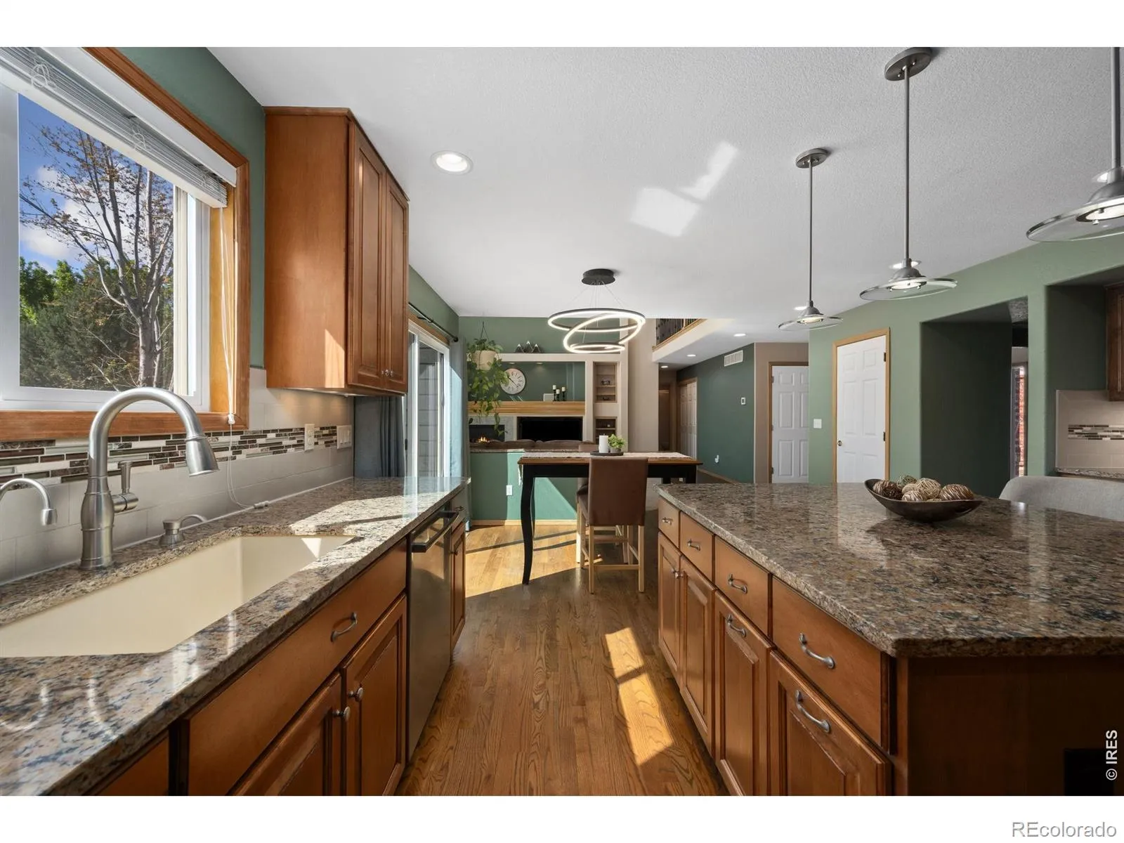 1410 Wildrose Drive Longmont CO 80503 MLS #RECIR1056776 04162026234241 1600 15