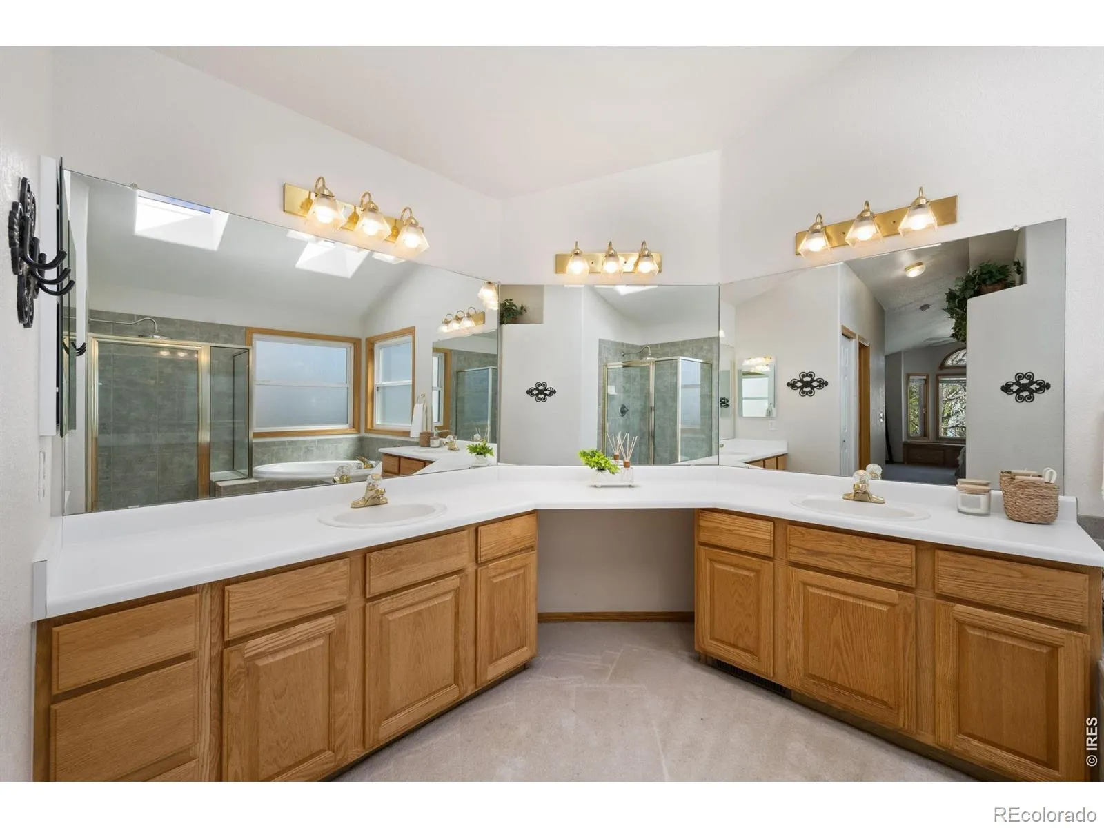 1410 Wildrose Drive Longmont CO 80503 MLS #RECIR1056776 04162026234241 1600 22