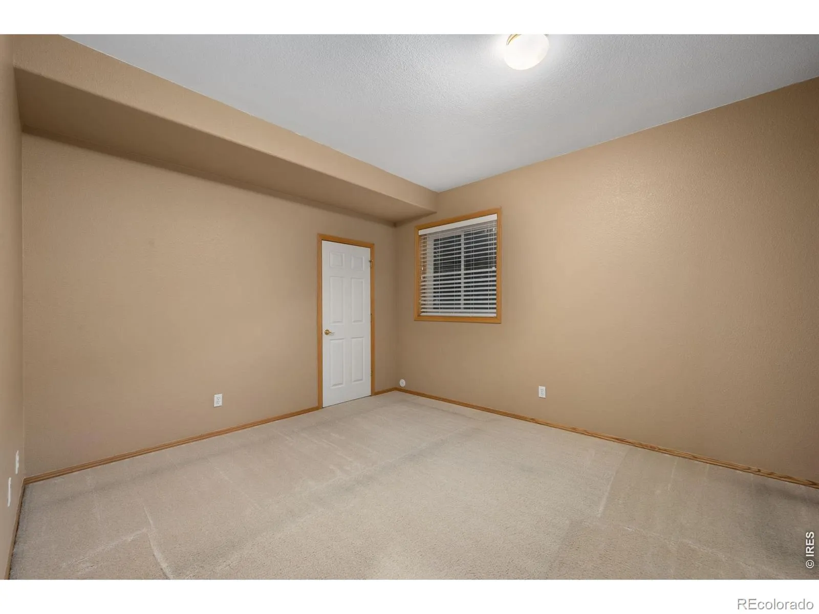 1410 Wildrose Drive Longmont CO 80503 MLS #RECIR1056776 04162026234241 1600 32
