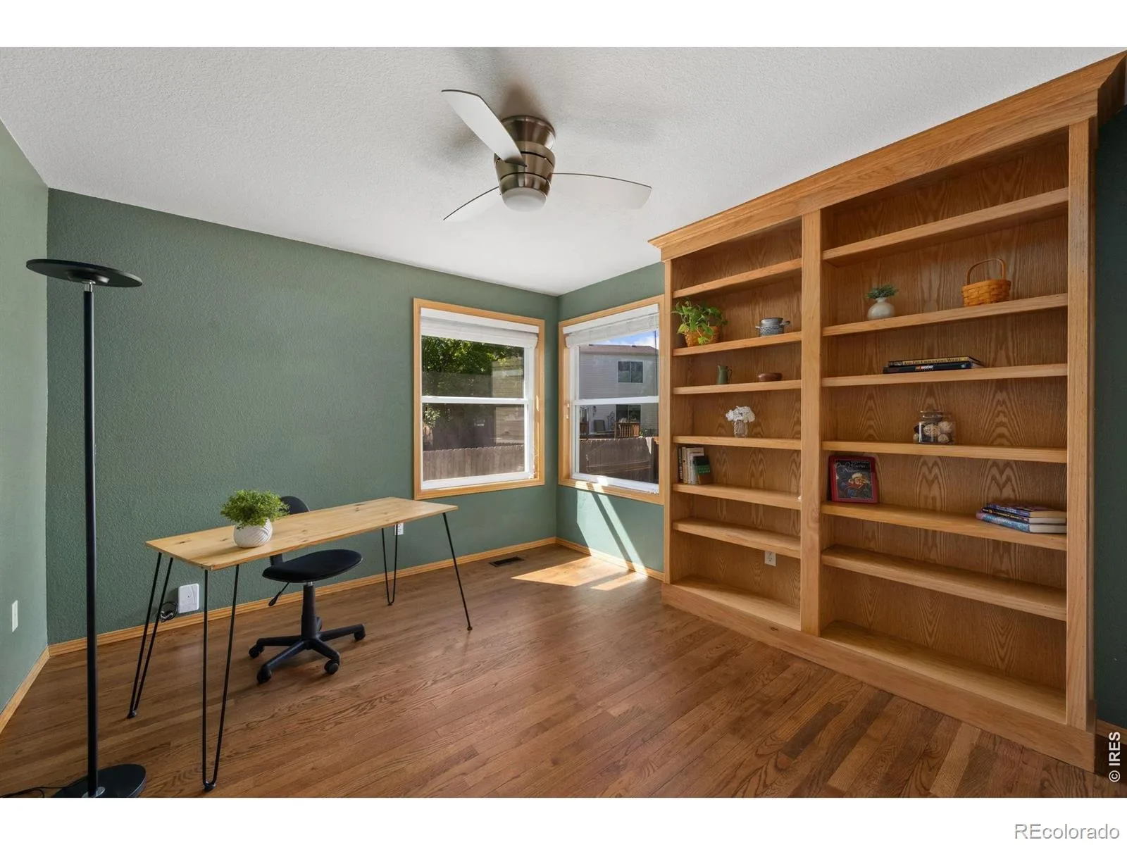 1410 Wildrose Drive Longmont CO 80503 MLS #RECIR1056776 06092026070532 1600 18