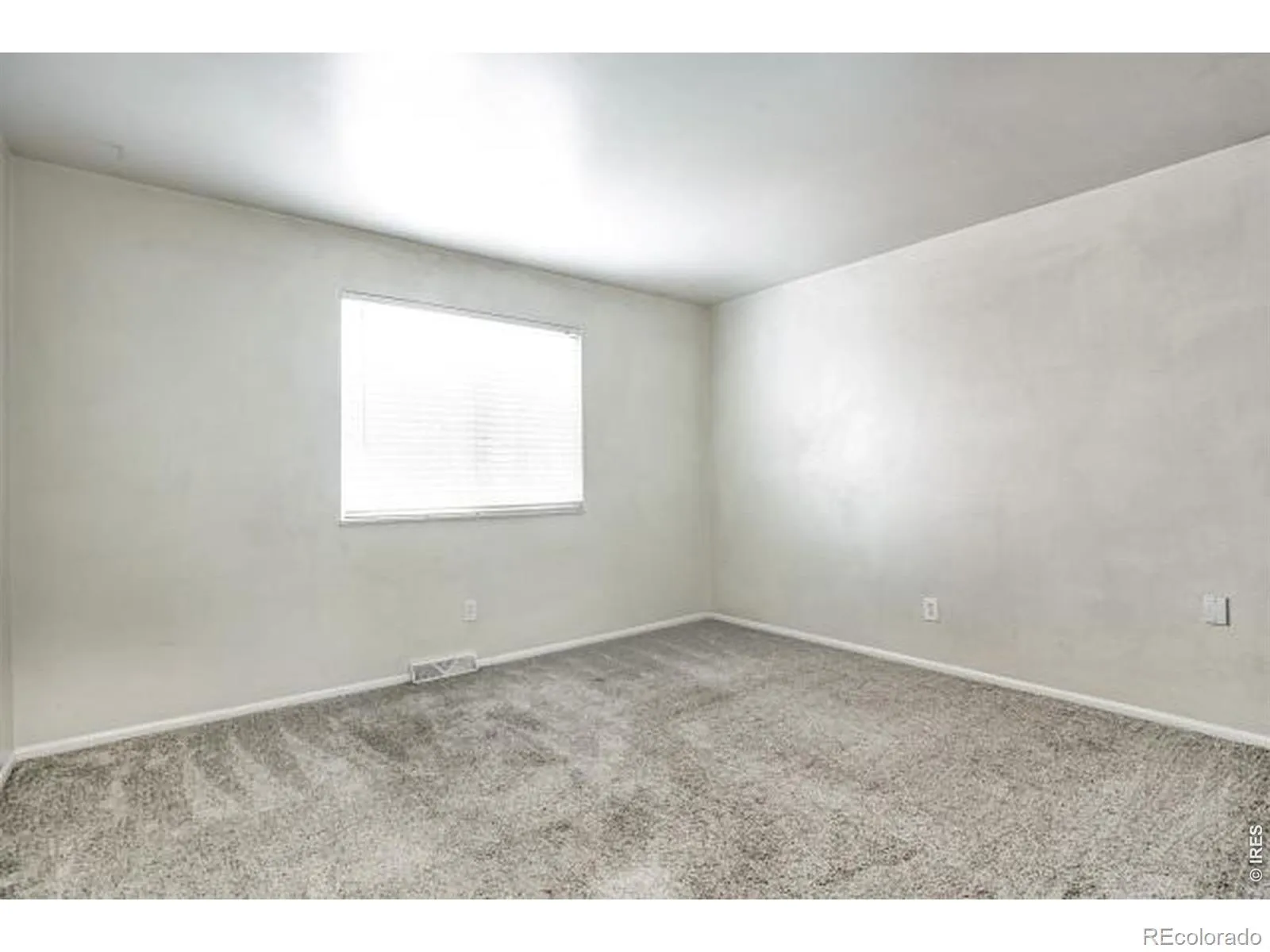 04192026000732 1600 16