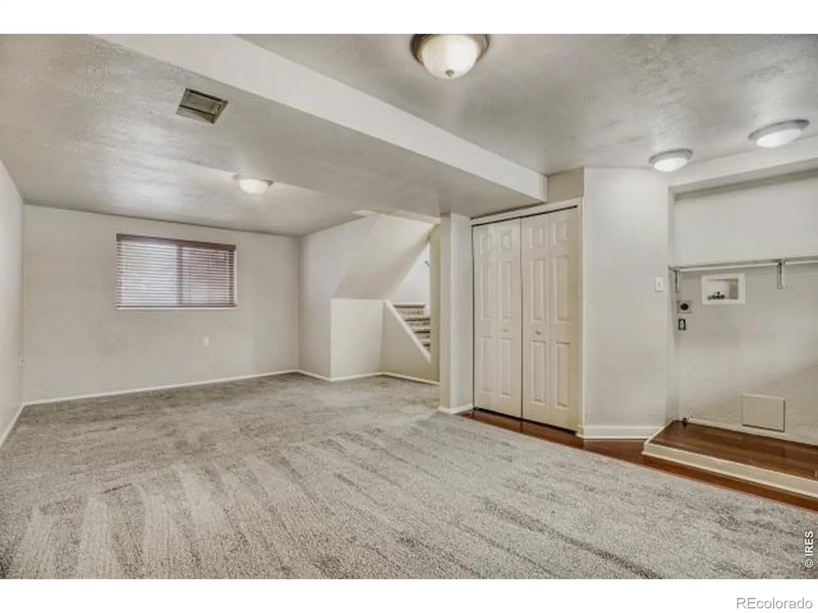 04192026000732 1600 19