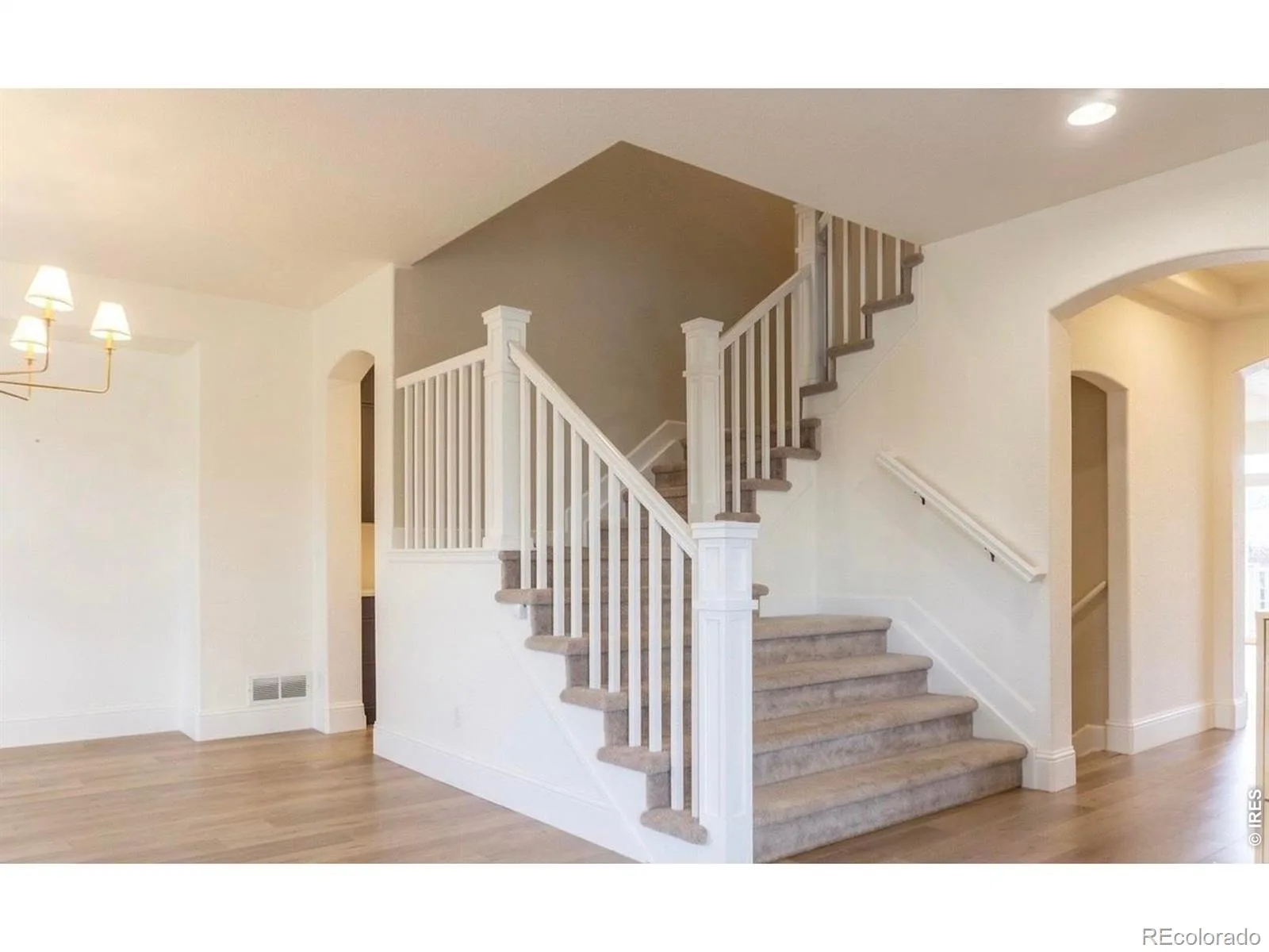 9516 Shenstone Drive Parker CO 80134 | MLS #RECIR1056817 08212026003007 1600 10