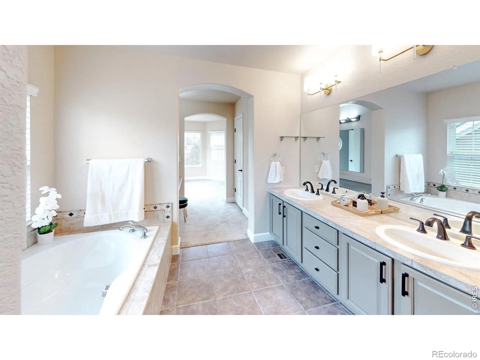 9516 Shenstone Drive Parker CO 80134 | MLS #RECIR1056817 08212026003007 1600 16
