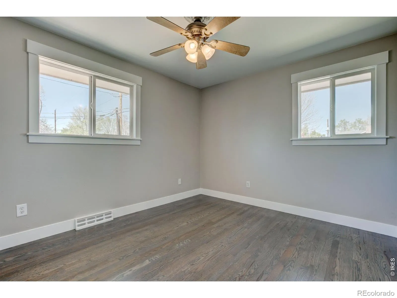 101 S Roosevelt Avenue Louisville CO 80027 MLS #RECIR1056820 04172026155511 1600 25