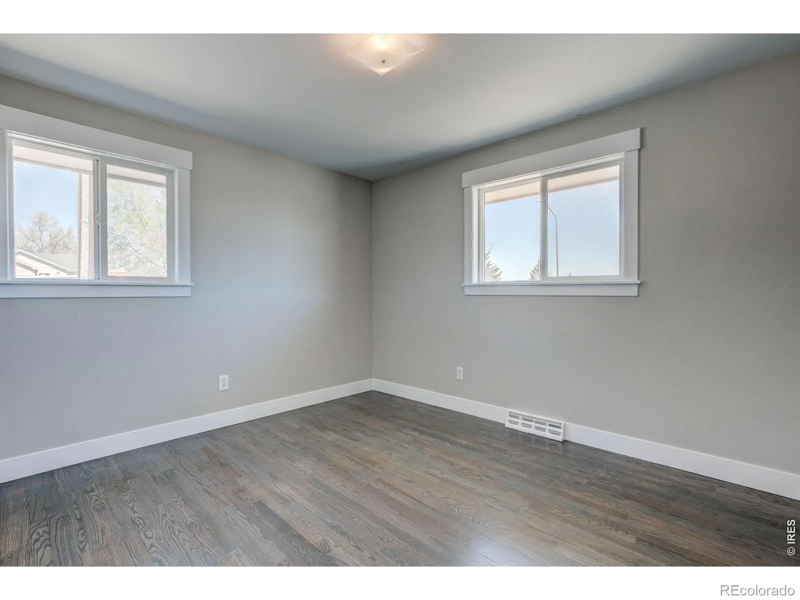 101 S Roosevelt Avenue Louisville CO 80027 MLS #RECIR1056820 04172026155511 1600 30