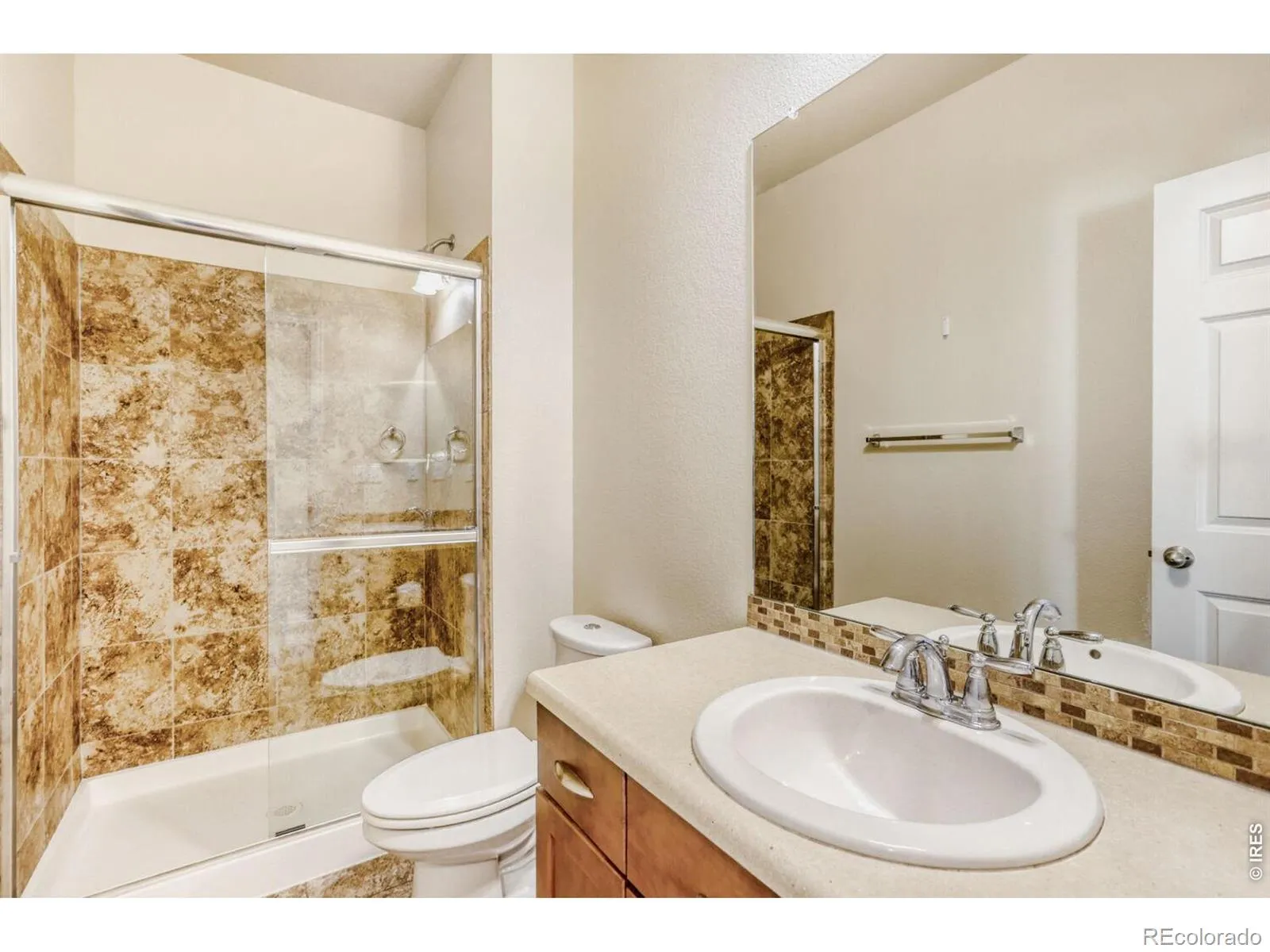 5016 Kimberly Place Longmont CO 80503 MLS #RECIR1056839 04242026212210 1600 26