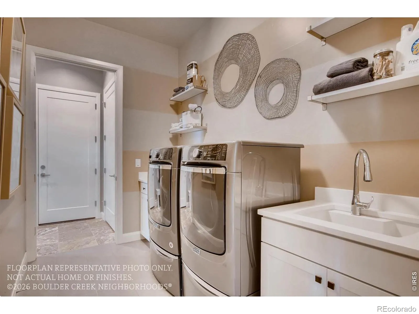 5716 W 141st Place Broomfield CO 80020 MLS #RECIR1056871 04172026205427 1600 21