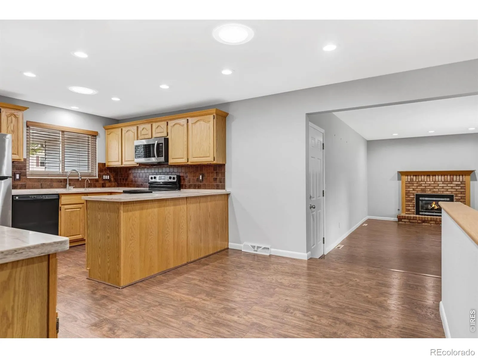 04202026150553 1600 7