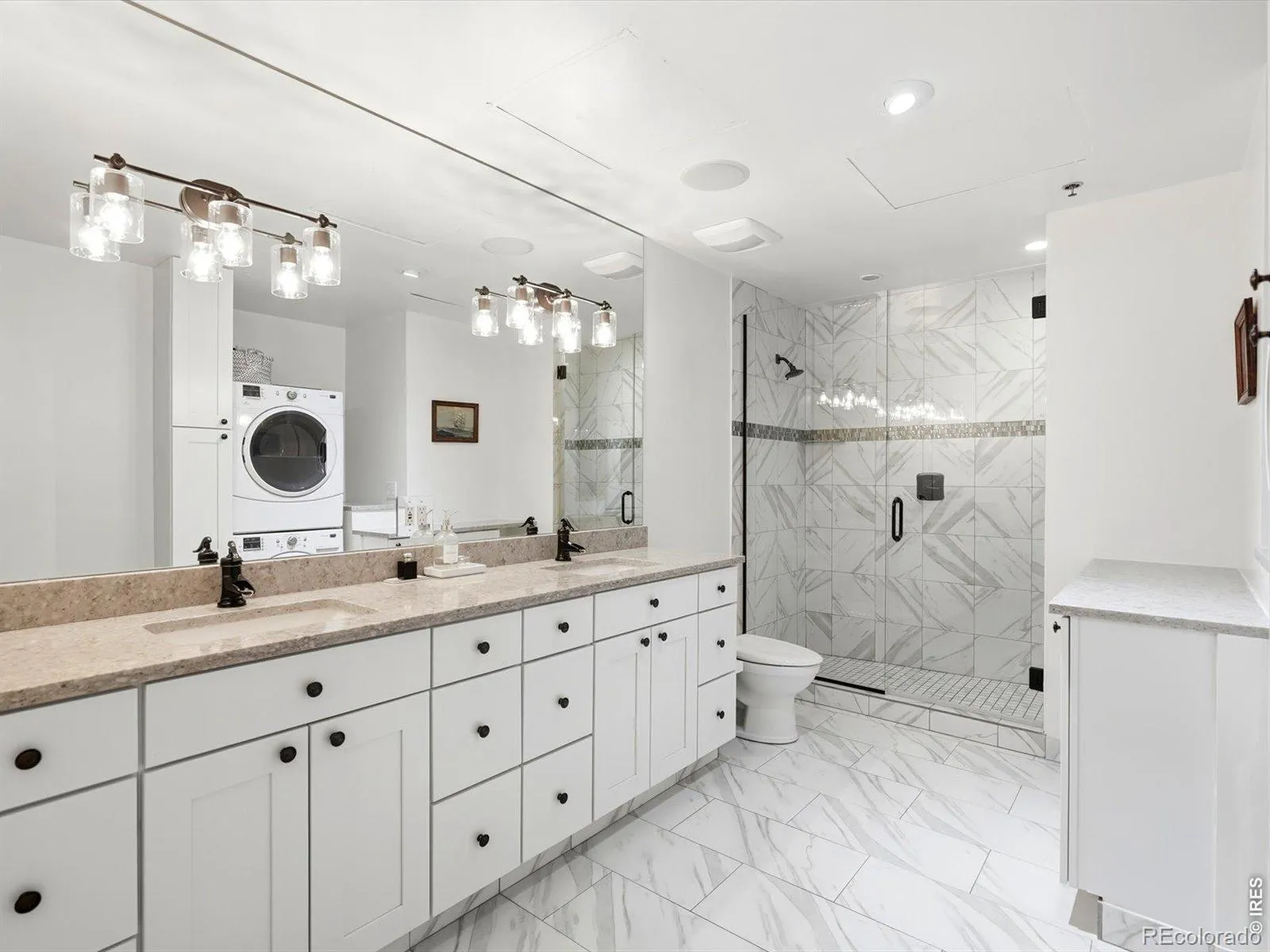 04192026000758 1600 17