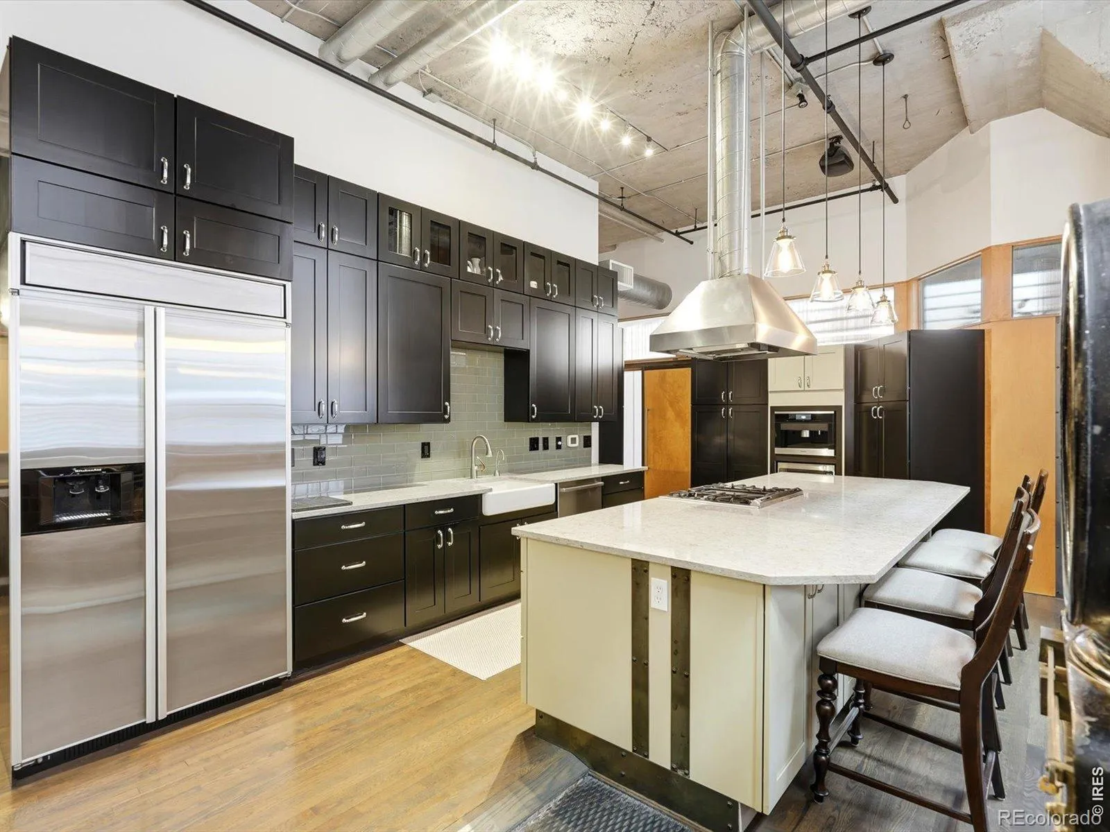 04192026000758 1600 6