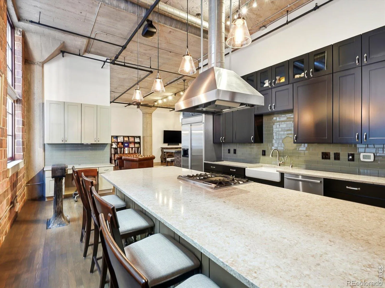 04192026000758 1600 7